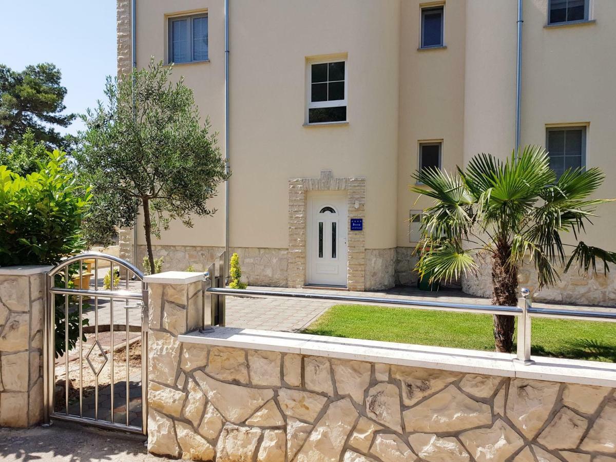 Apartments Palaca Sunca Srima Εξωτερικό φωτογραφία