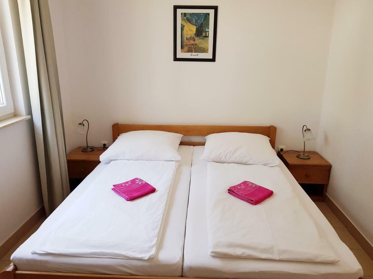 Apartments Palaca Sunca Srima Εξωτερικό φωτογραφία