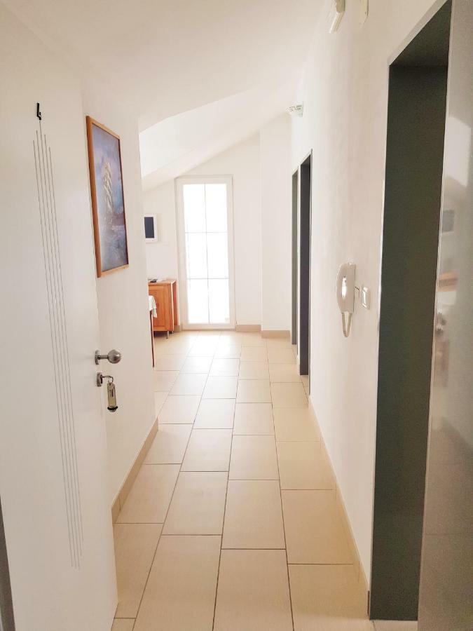 Apartments Palaca Sunca Srima Εξωτερικό φωτογραφία